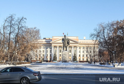 Зима. Тюмень, памятник ленину, центральная площадь, правительство, город тюмень
