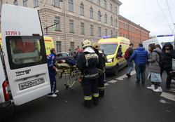 Взрыв в метро Санкт-Петербурга убил 11 человек