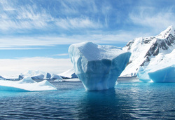 Ученые обеспокоены стремительностью таяния льдов в Антарктиде