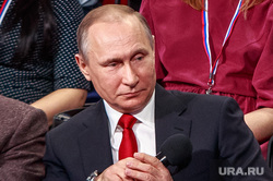 Выступление президента РФ Владимира Путина на медиафоруме ОНФ. Санкт-Петербург