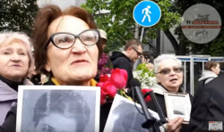 Участники акции поблагодарили Путина