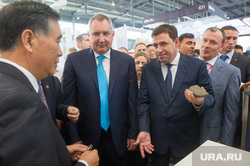 ИННОПРОМ-2016: третий день. Проходка Дмитрия Рогозина и китайцев. Екатеринбург, куйвашев евгений, рогозин дмитрий, ван ян