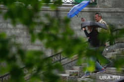 Виды Екатеринбурга, лето, зонт, непогода, дождь