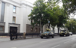 Команда Порошенко понимает, что не может справиться с Верховной Радой, считает политолог
