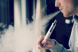 На курительные парогенераторы распространят те же запреты, что и на табак