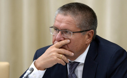 Глава Минэкономразвития стал первым федеральным министром, задержанным за коррупцию