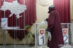 Крым. Референдум., кабинки для голосования