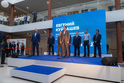 Свердловский губернатор Куйвашев вышел к избирателям с главным поствыборным обещанием. ФОТО