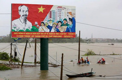 Власти Вьетнама уже эвакуировали 100 тысяч человек