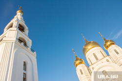 Храм Воскресения Христова. Ханты-Мансийск, храм, церковь, колокольня, купола