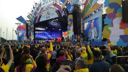 Путин поздравил с грядущим окончанием фестиваля и призвал всех совершать великие дела