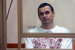 Олег Сенцов осужден на 20 лет за попытку устроить теракт в Крыму