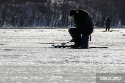 Рыбаки на Городском пруду. Екатеринбург, зимняя рыбалка, хобби, увлечение