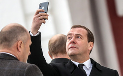 Долгое время Дмитрий Медведев является пользователем продукции Apple