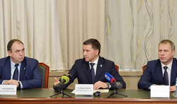 Дмитрий Кобылкин провел встречу с директорами нефтегазодобывающих предприятий ЯНАО