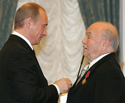 В 2005 году Шаинский получил государственную награду из рук президента