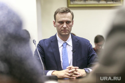 Подача документов во ВЦИК Алексеем Навальным. Москва, навальный алексей