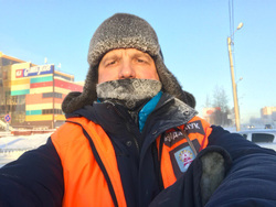 Активист Александр Бондарчук провел «платный» пикет