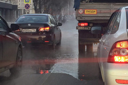 Холодная вода залила центр города