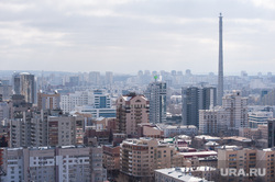 Екатеринбург со смотровой площадки БЦ "Антей", телебашня, жилой район, жилые дома, недостроенная телевышка