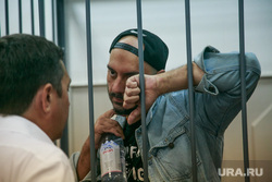 Режиссера Серебренникова выпустили из-под ареста на кремацию матери