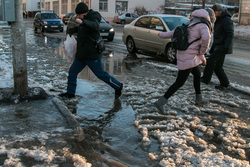 В городе масштабная коммунальная авария. Курган, коммунальная авария, потоп, прорыв водопровода, затопленные улицы