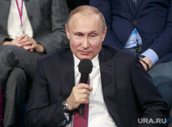 Владимир Путин на форуме ОНФ 