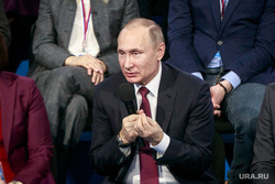 Действующий лидер России сумел реализовать запрос общества на покой