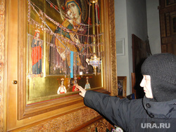 Золотая медаль Павла Дацюка в Среднеуральском женском монастыре , икона, золотая медаль, пожертвования, образ