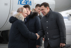 Президента встретил в аэропорту губернатор
