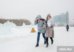 Метель в городе. Сургут, зима, непогода, метель, снегопад
