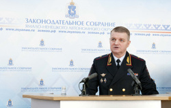 Генерал-майор Александр Удовенко, начальник УМВД РФ по ЯНАО, выступил с итоговым отчетом перед ямальскими депутатами