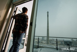 Неизвестные проникли на вершину недостроенной телебашни. Екатеринбург, наблюдатель, недостроенная телевышка, башня, заброшенная телебашня, екатеринбургская телебашня