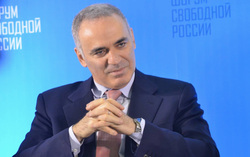 По словам гроссмейстера, бойкот необходим как ответ на враждебные действия Кремля