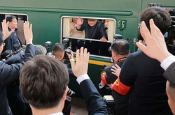 Ким Чен Ын впервые выехал за пределы КНДР
