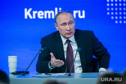 12 ежегодная итоговая пресс-конференция Путина В.В. Москва, путин владимир, жест рукой