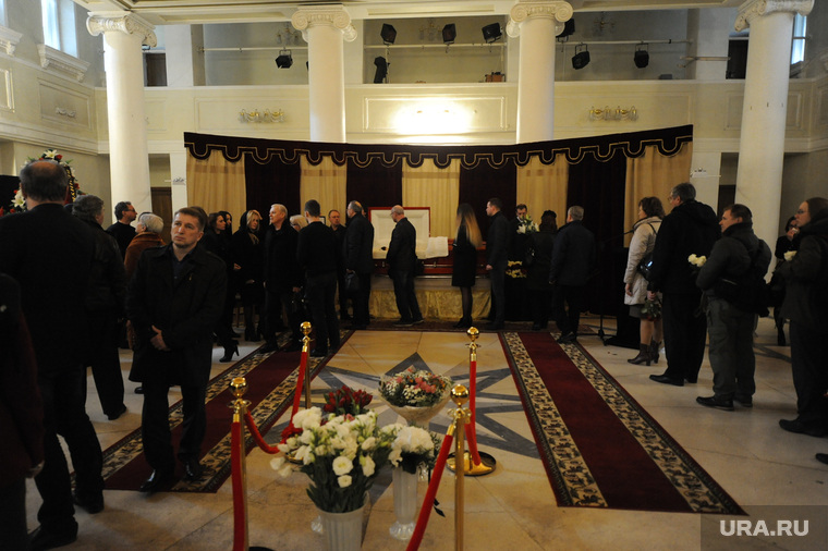 Похороны Ольги Давиденко необр