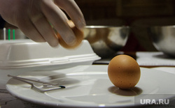 Покраска яиц к Пасхе. Екатеринбург, продукты, пища, яйцо, еда