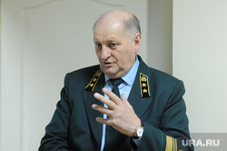 Пресс-конференция Виктора Блинова, начальника ГУ лесами по Челябинской области. Челябинск, блинов виктор, жест рукой