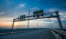 Крымский мост станет станет украинским вместе с самим полуотровом