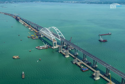 Крымский мост ввели в эксплуатацию в мае 2018 года