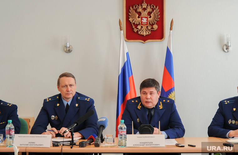 Пресс-конференция Александра Кондратьева, прокурора Челябинской области. Челябинск, потапов андрей, лопин виталий, ермолаев александр, кондратьев александр, саломатов евгений, оборок андрей