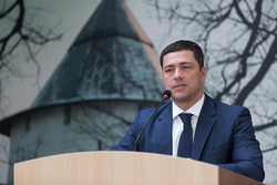 Михаил Ведерников заручился абсолютным большинством голосов однопартийцев