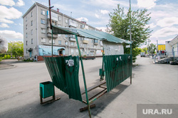 Сломанная остановка общественного транспорта. Курган