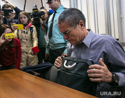 Заседание Замоскворецкого суда по делу Алексея Улюкаева. Москва, улюкаев алексей