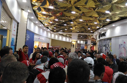 Перуанцы пытаются достать билеты на матч