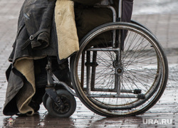 Заседание Городской думы Екатеринбурга, 25 марта 2014 г., инвалид, коляска, попрошайка, бомж, информация, бездомный