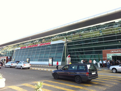 Какое именно опасное вещество разлил в аэропорту Тбилиси россиянин, пока не сообщается