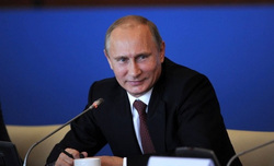 Владимир Путин занимает первое место в рейтинге доверия к политикам