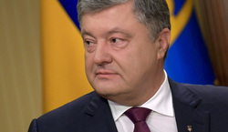 Выступая перед пустым залом Петр Порошенко назвал Украину «важным элементом евроатлантической безопасности»